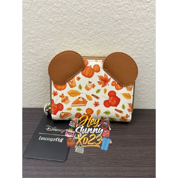 Loungefly Disney Mickey Mouse Pumpkin Fall Treats Wallet - Picture 1 of 3